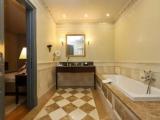 Royal Suite with city view