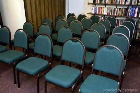 Saga Motor Pasadena - 4