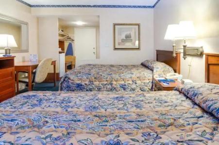 Saga Motor Pasadena - 36