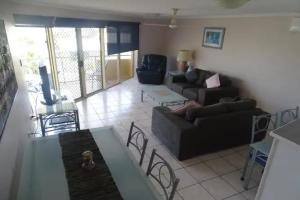 Alexander Beachfront Apartments, Hervey Bay