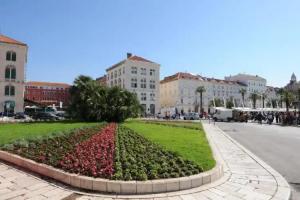 Riva Rooms, Split