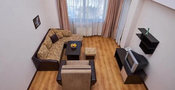 Sunrise Park Complex - Free Wellness Center - 5