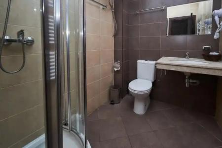 Sunrise Park Complex - Free Wellness Center - 44