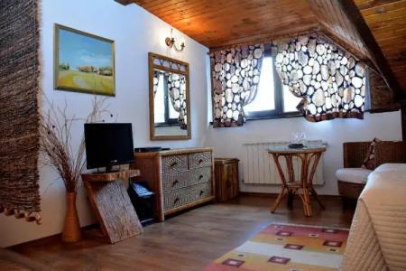 Momini Dvori Boutique Guest House - 46
