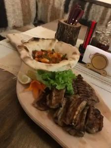 Momini Dvori Boutique Guest House - 10