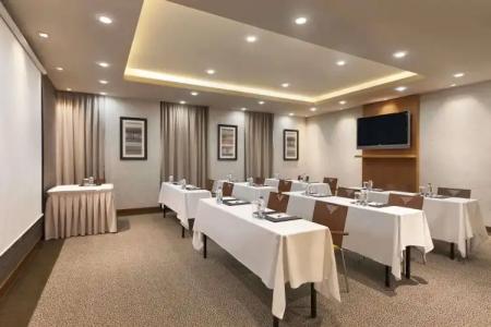 Carlton Al Barsha - 4