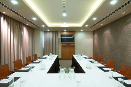 Carlton Al Barsha - 5