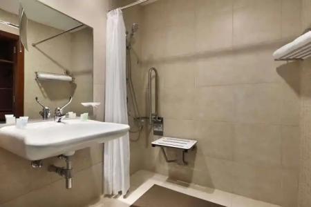 Carlton Al Barsha - 24