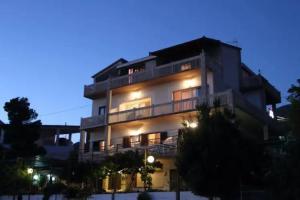 Apartments Marin, Podstrana