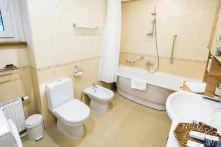 Villa Alvīne Family Apart-Hotel - 8