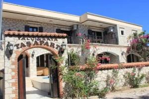 Yalcinkaya Tas Apart, Cesme