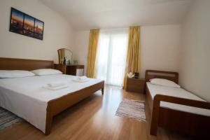Hotel Manufaktura, Kambelovac