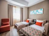 Club Family room with sea view