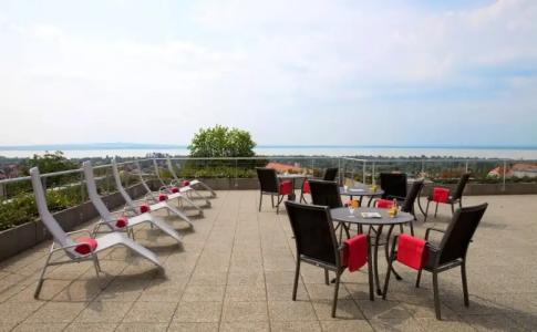 Zenit Wellness Balaton - 8
