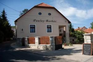 Paulay Borhaz es Vendeghaz, Tokaj