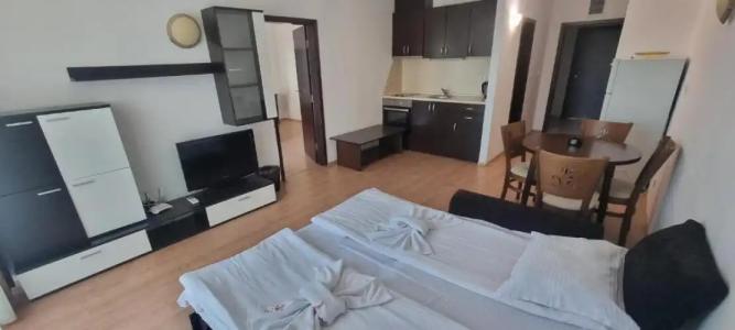 Babylon - Free Parking - 36