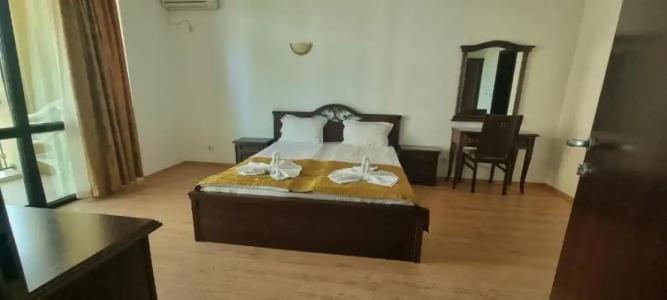 Babylon - Free Parking - 37