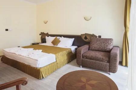 Babylon - Free Parking - 5