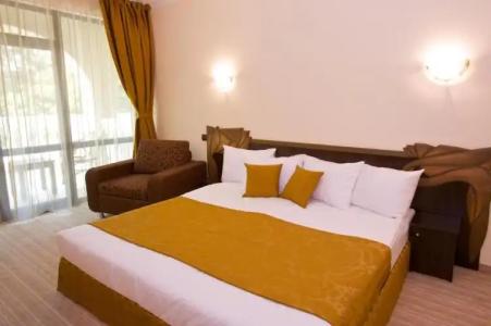 Babylon - Free Parking - 18