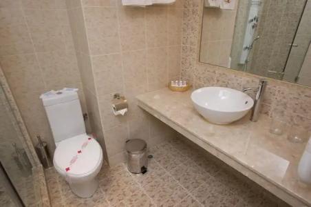 Babylon - Free Parking - 9