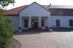 Sarlospuszta Club Hotel, Lajosmizse