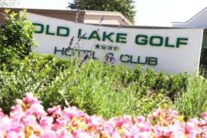 Old Lake Golf Hotel, Tata