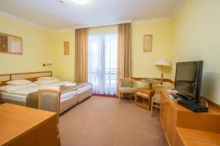 Szalajka Liget és Apartmanházak - 1