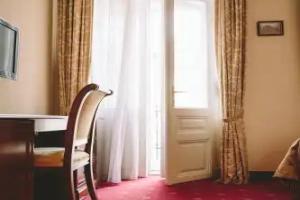Mozart Hotel, Szeged