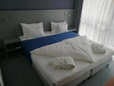 Yacht Wellness & Business - 36