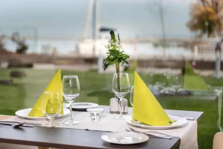 Yacht Wellness & Business - 50