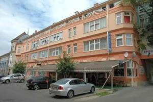 Hotel Central, Pecs