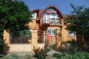Kertvárosi Vendégház Guest house, Oroshaza