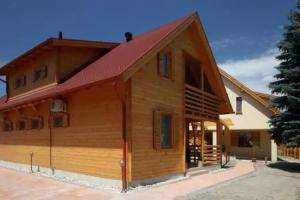 Family Panzio es Apartman Hazak, Lipot