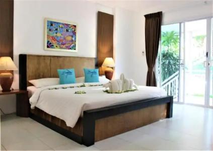 Phi Phi Bayview Resort - 1