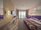 Standard Double room with balcony and with partial sea view
