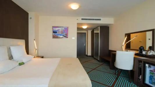 International Casino & Tower Suites - 62