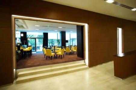 Abacus Business & Wellness - 31