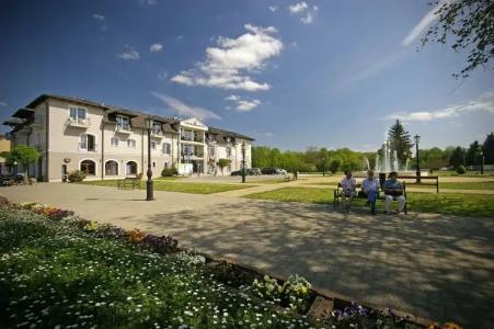 Xavin Wellness & Restaurant - 43