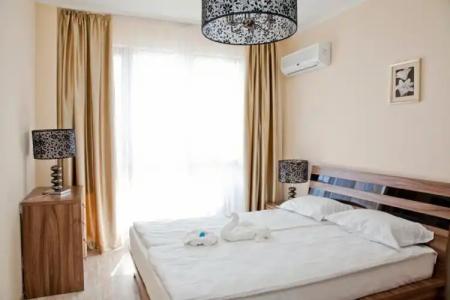 Apart Golden Line - 141