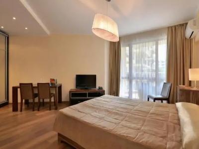 Apart Golden Line - 162