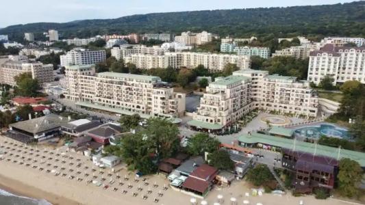 Apart Golden Line - 106