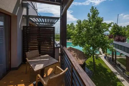 Golden Lake Resort - 60