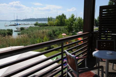 Golden Lake Resort - 6