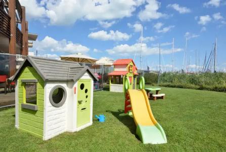 Golden Lake Resort - 13