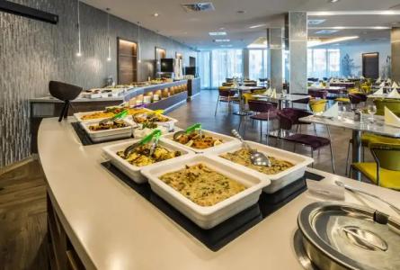 Golden Lake Resort - 31