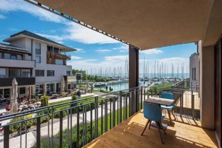 Golden Lake Resort - 75