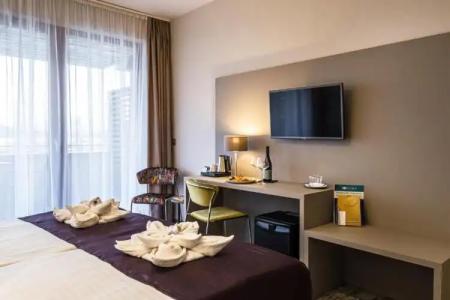 Golden Lake Resort - 65