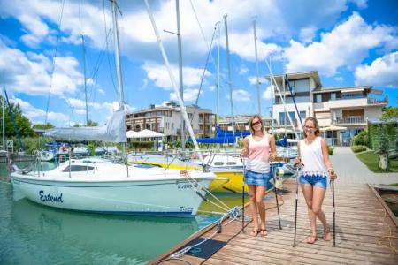 Golden Lake Resort - 19