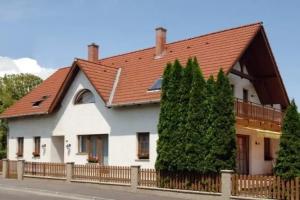 Zsuzsa Panzió Mini-hotel, Balatonfured