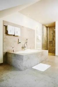 Hubertus Hof Landhotel - 58